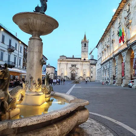 Ascoli Charme 3bdr Residenza Baronessa * Ascoli Piceno